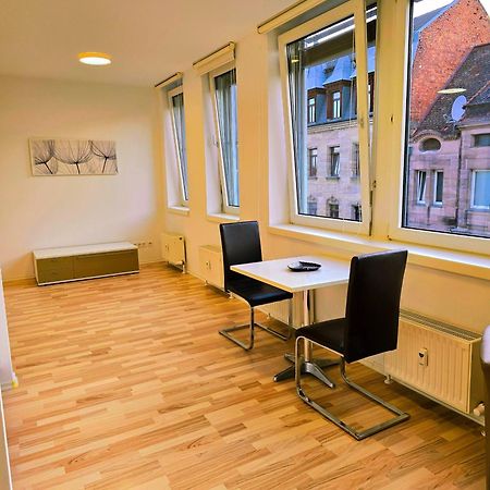 B&R Apartment In Fürth Esterno foto